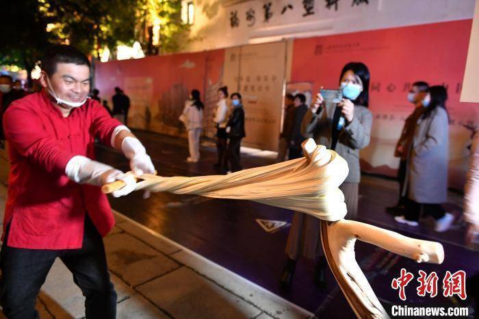 两岸美食荟萃 八闽美食嘉年华福州台江举行