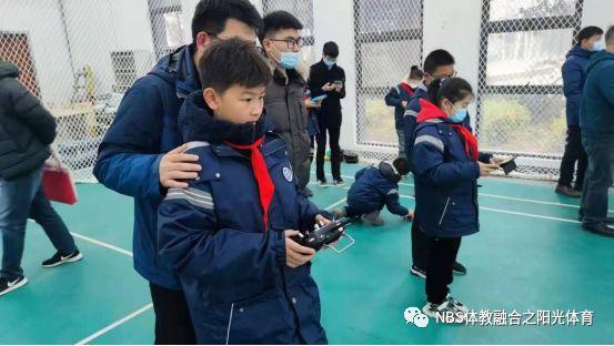 全国首家体教融合青少年无人机研学基地正式挂牌成立