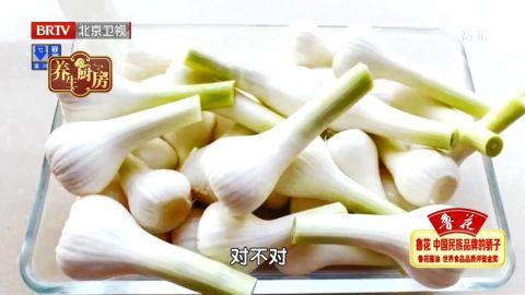 百菜不如白菜！加大蒜一起吃，防癌、助消化，家人都爱吃