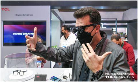 TCL旗下雷鸟创新发布两款智能眼镜，破解行业技术瓶颈