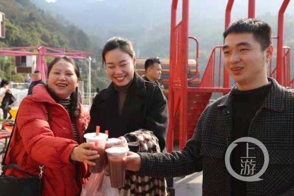 寒冬腊月的第一杯“奶茶”是八宝粥