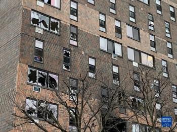 美国纽约一公寓楼发生火灾造成至少19人死亡「图」