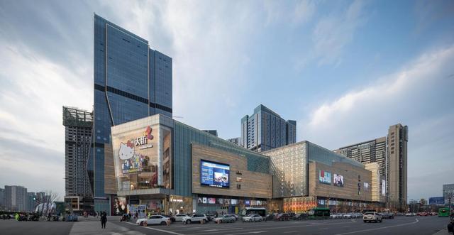 “天街+TOD”合体！龙湖光年 大城正式揭幕