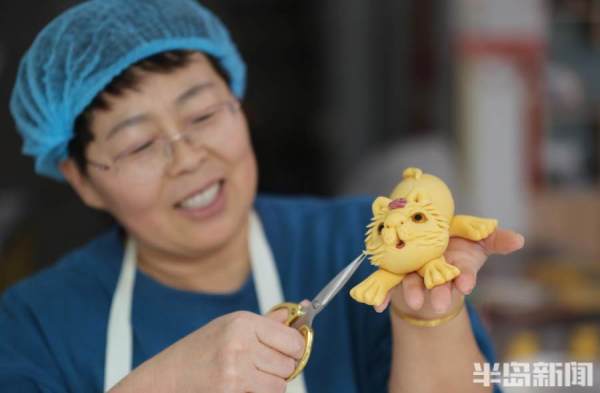 过了腊月门，胶东花饽饽蒸起来