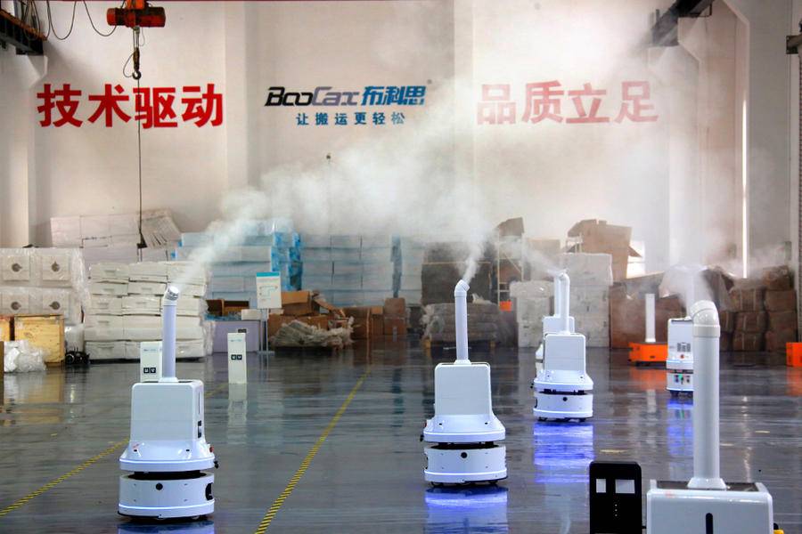 消毒机器人走进2022北京冬奥会场馆