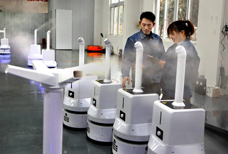 消毒机器人走进2022北京冬奥会场馆