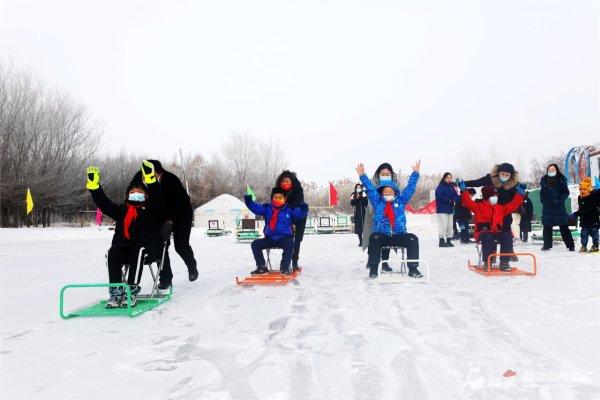 冬日乐趣尽在冰雪之中