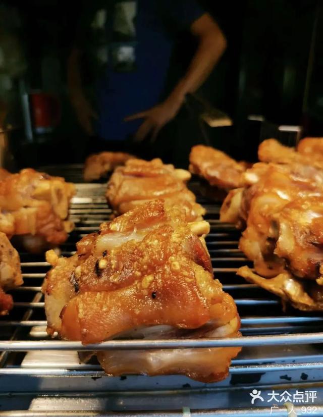 被高分纪录片和综艺“种草”，有人说，美食江湖里的下一个网红城市就是它……