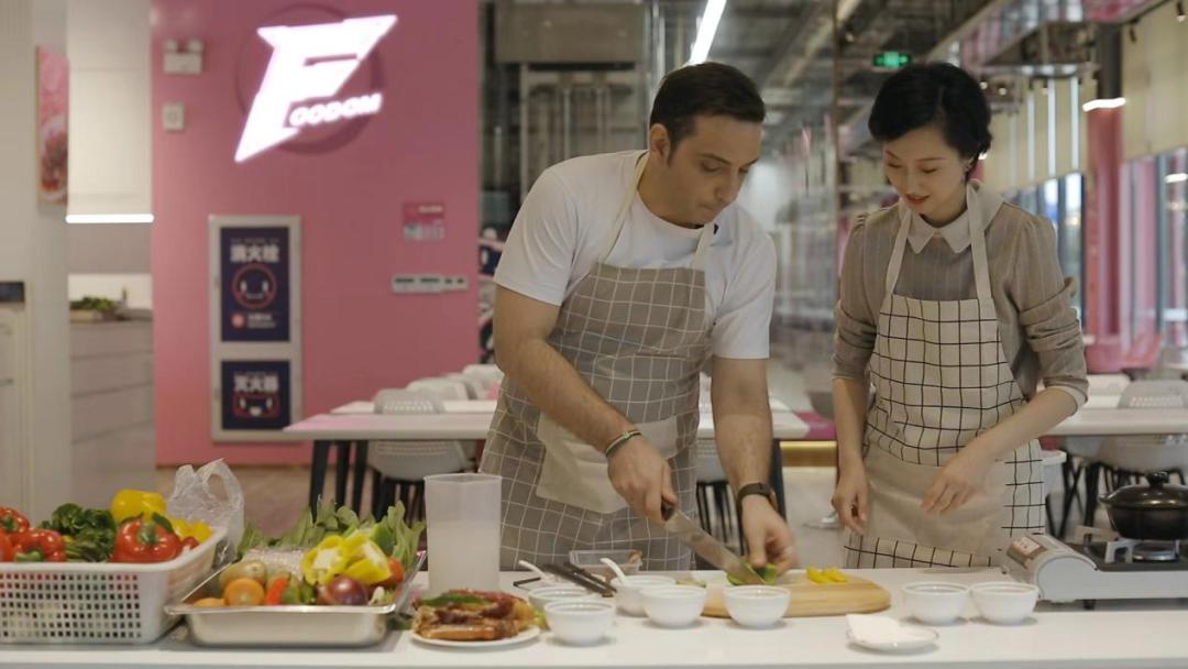 探班机器人餐厅，碧桂园用高科技让生活更有温度