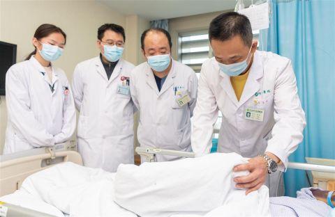 肝硬化引发昏迷 血型又罕见 熊猫血患者在汉换肝成功