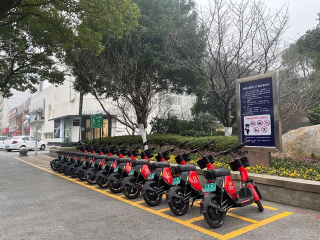 人民出行共享单车入驻岳阳市 首批投放1000台