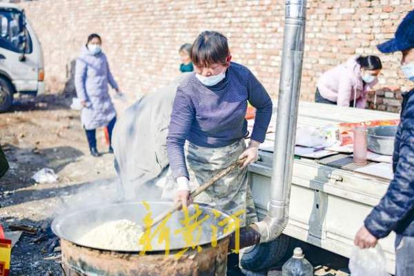 农村“网红大集”为啥受到城里人青睐？