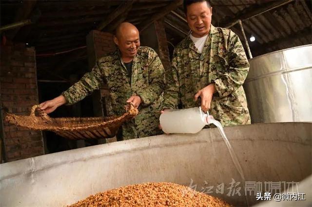 内江“神奇”！民间土酿高粱酒，每年外卖三万斤——