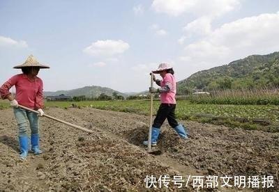 22年前，浙江男子杀害7岁堂弟后跑路，今被警方找到才得知堂弟没死