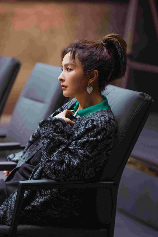 《大侦探7》张若昀入戏感染力十足 聚焦“空巢青年”的孤独与焦虑引发热议