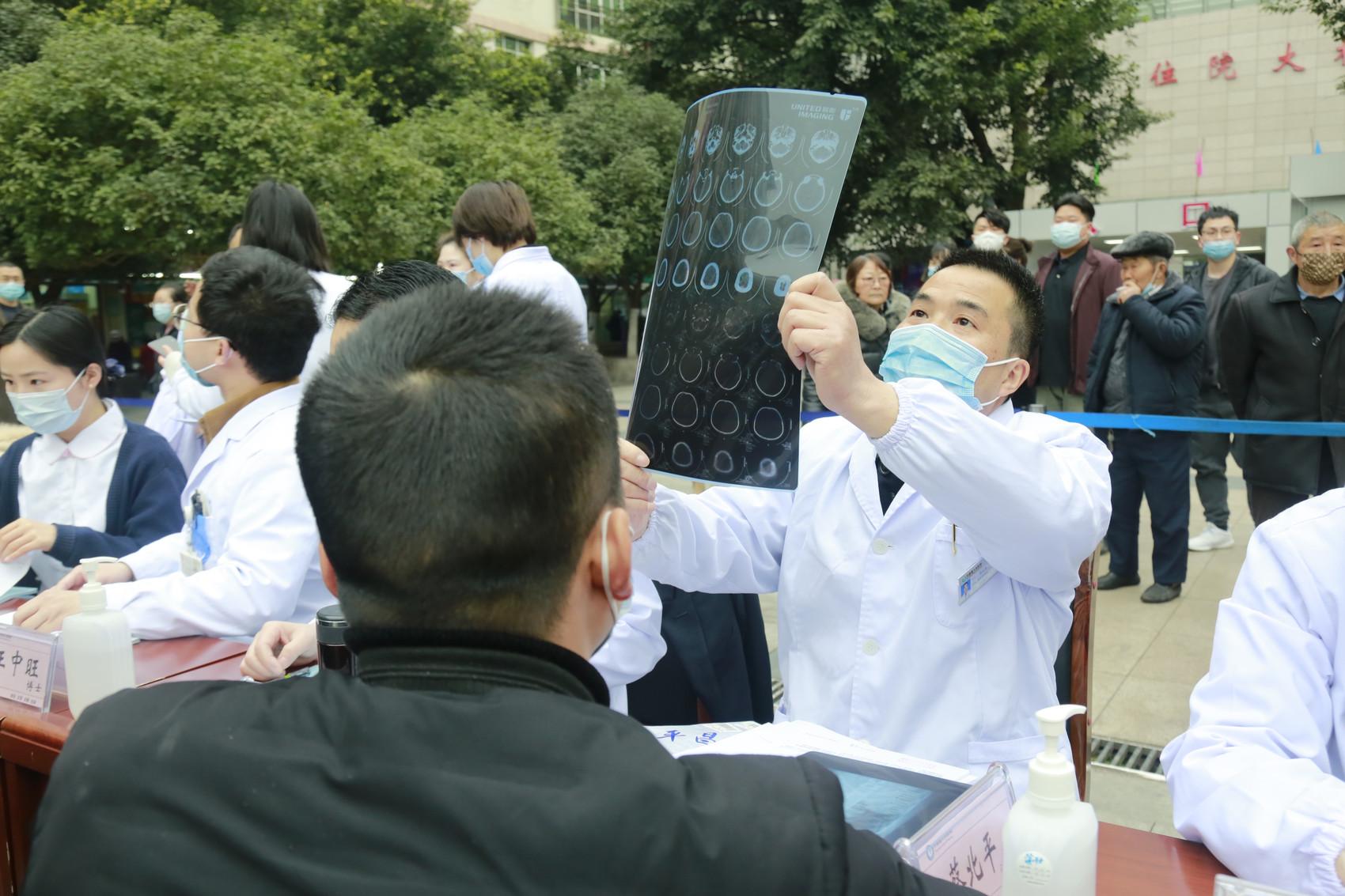 对口帮扶在路上 | 华西医院“牵手”平昌县人民医院，建立四川省血液内科医疗质量控制中心平昌分中心