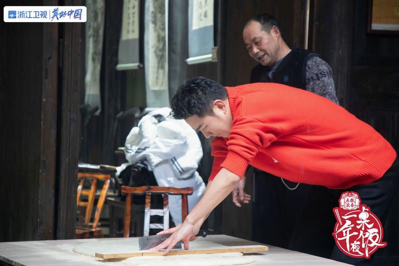 《一桌年夜饭》温情收官 浙江安吉对话竹林碳汇专家