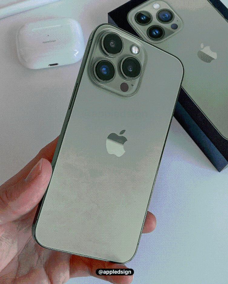 iPhone 13 Pro苍岭绿真机首曝 网友吐槽：比渲染图好看多了
