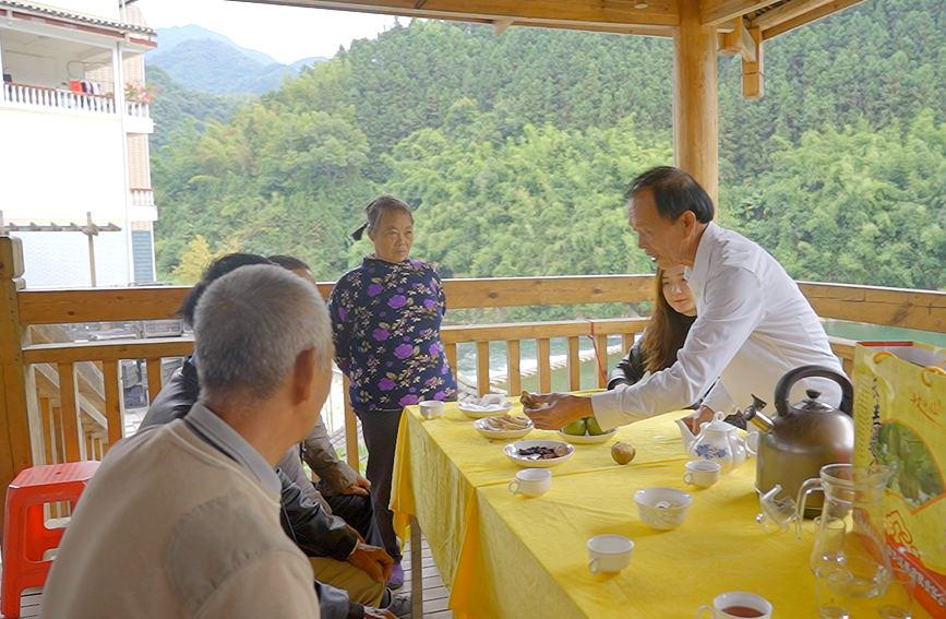 “这个事情我要做一辈子”