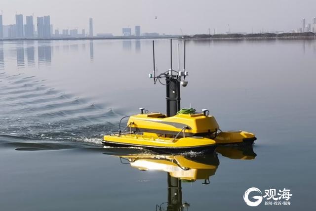 海地所自主集成研发小型无人测量船，在上合如意湖实现首次工程应用