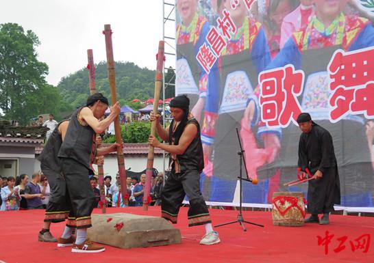 田应方：让美景变产业 让村寨变景区