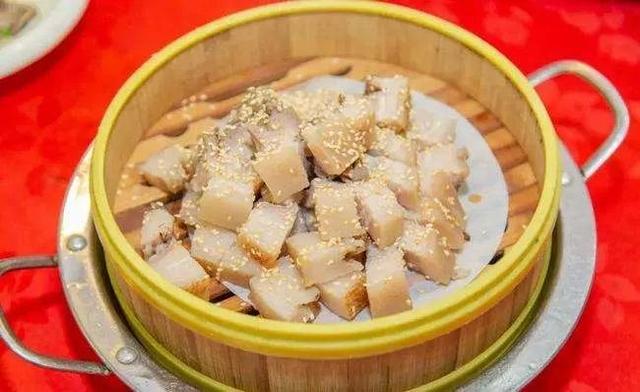 「每日揾食」顺德这道均安蒸猪曾上《舌尖上的中国》，肥而不腻，满口肉香