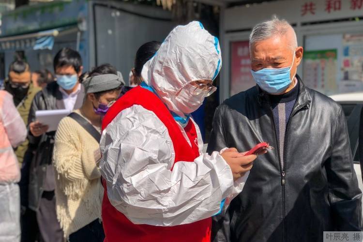 居家抗疫，老年人不会在线买菜买药怎么办？这所开放大学上线系列课程解决老人