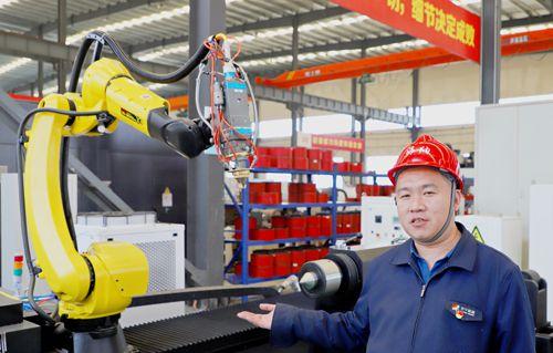 济宁机器人产业脉动6丨济宁能源建成多轴机器人激光熔覆工作站