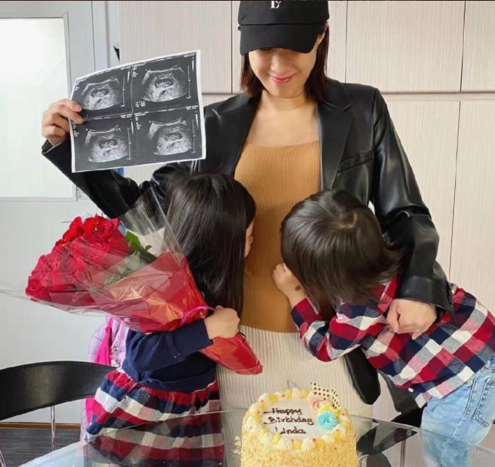 钟嘉欣宣布怀三胎 今年将会迎来虎宝宝