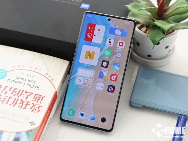 vivo X Note图赏 7英寸巨屏方圆天阶国潮风格