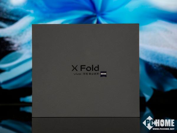 vivo X Fold图赏：8英寸超感巨幕开启折叠屏2.0时代