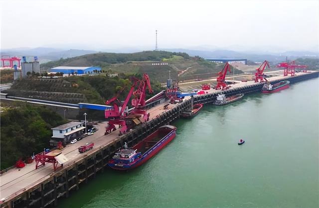 荆州港正式启动5G智慧港口项目建设