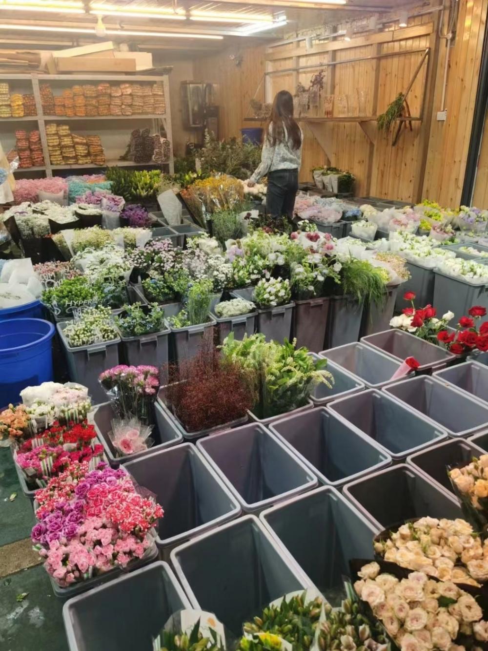 重庆人买花从节日走向日常 鲜花电商站上风口了吗?
