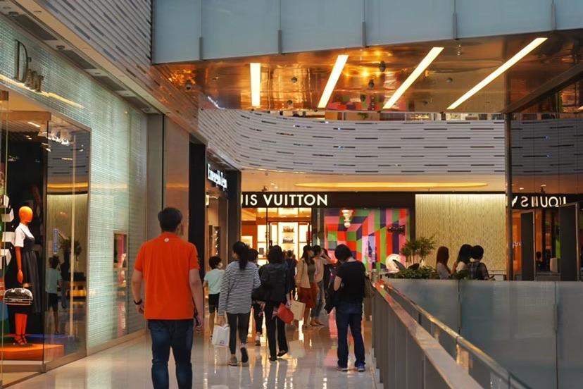 上海尚嘉中心重新开门迎客,线下营业品牌恢复近八成