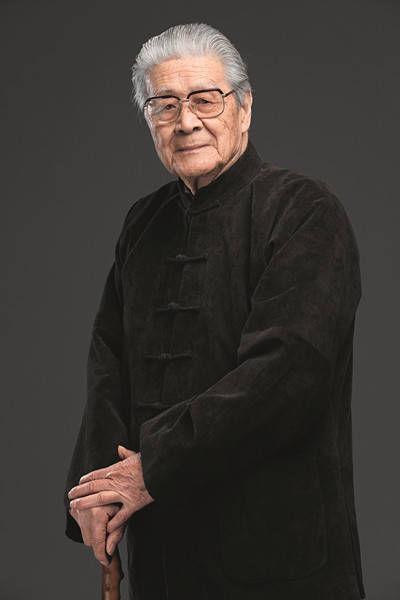 逝者｜七一勋章”获得者，北京人艺表演、导演艺术家蓝天野逝世，享年95岁