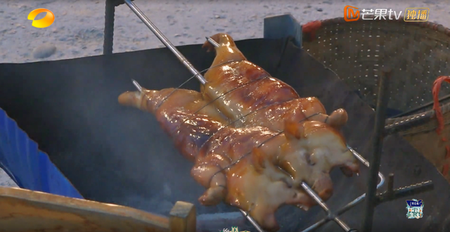 《向往的生活》揭秘海南“第五大名菜”——东方之猪