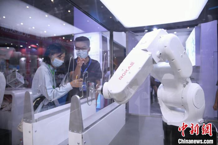 第18届天津工博会开幕 新增自动化导航、激光定位等设备展出