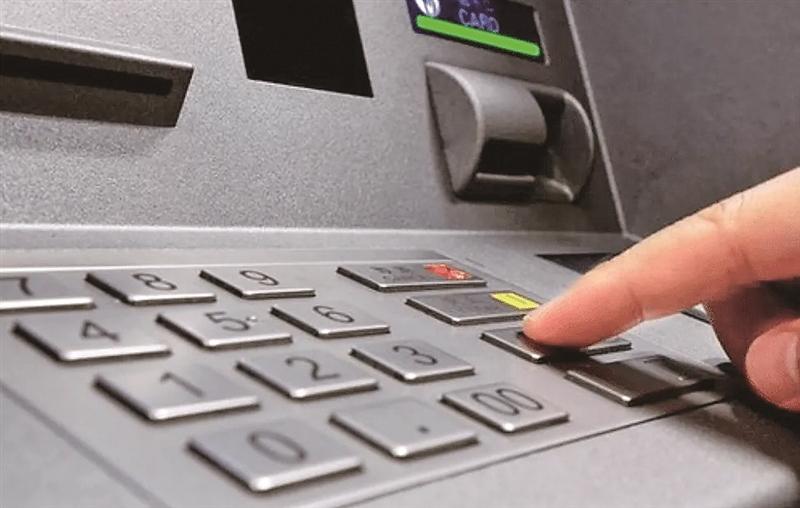 ATM机走向迭代升级