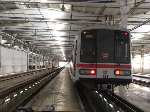上海地铁1号线运营30年了！电路设备实施增能扩容改造，列车安全运营更有保障