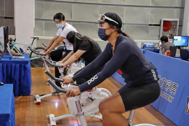 “虚拟自行车”“无人机足球第八届上海科技体育嘉年华在金山启动