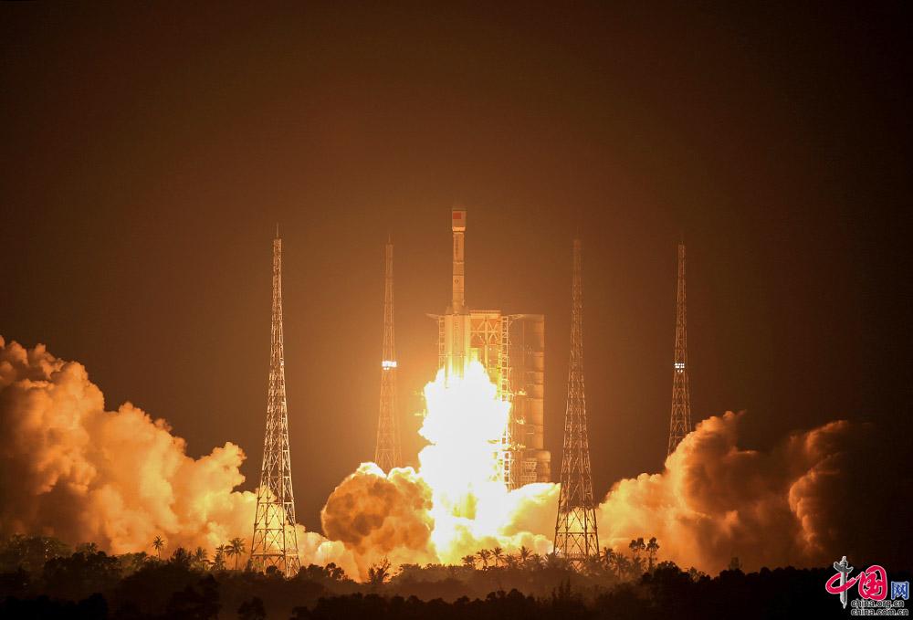 中国成功发射“中星1E”卫星 可提供高质量话音、数据、广播电视传输服务