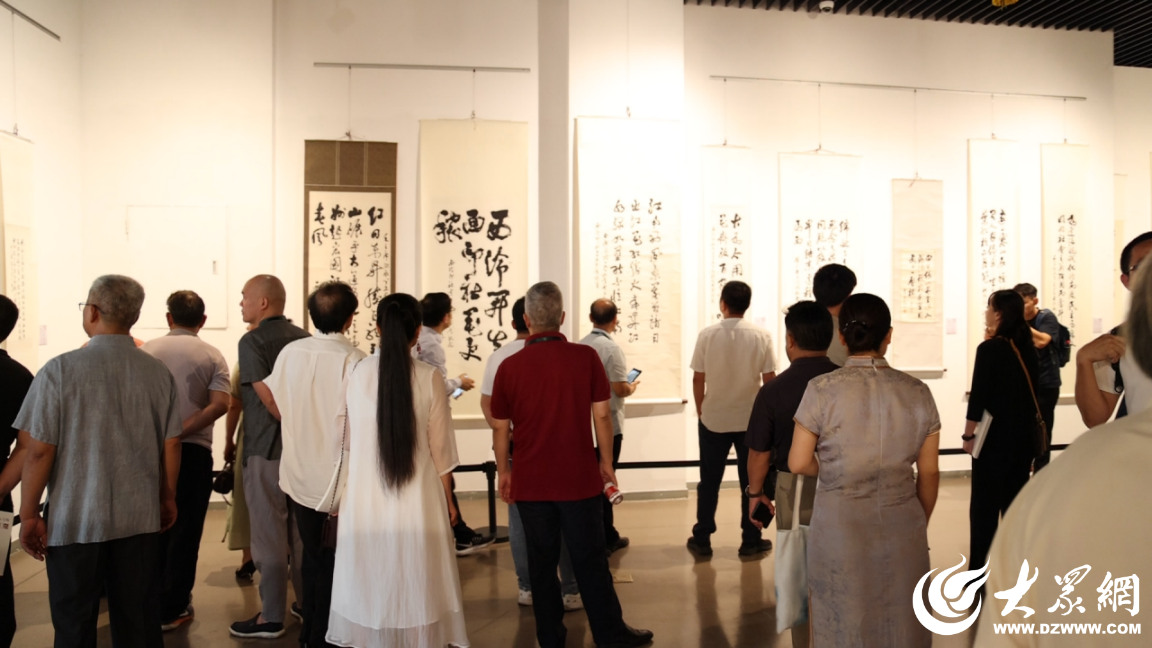 乡情——西泠印社“临沂三老”书法作品展正式开展 书圣故里共享书法艺术盛宴(图5)