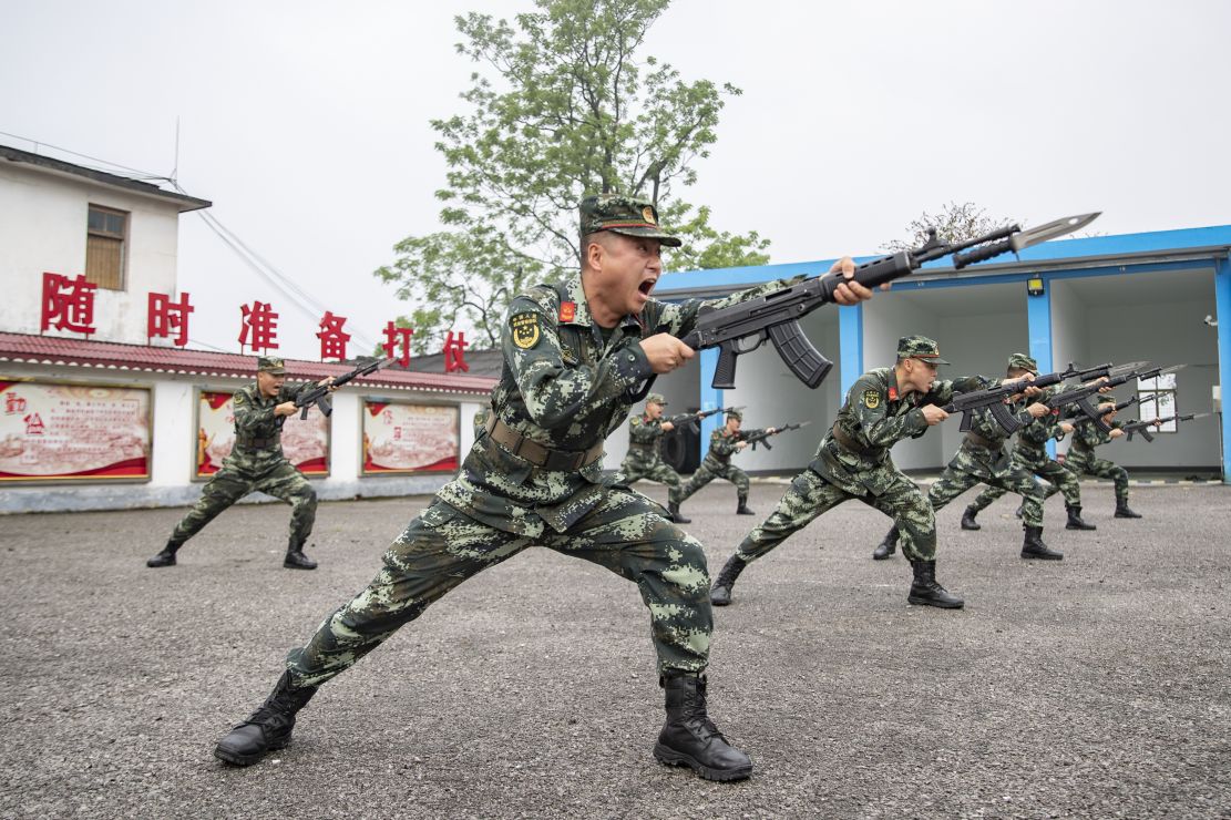 广西柳州驻扎部队图片