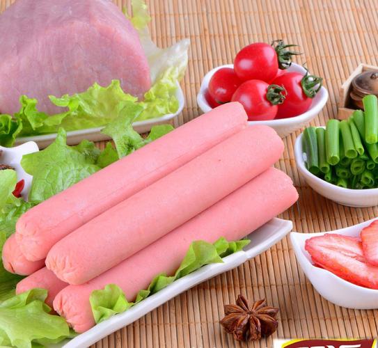 吃火腿肠会增加癌症风险，医生忠告：以下4种食物少吃或不吃