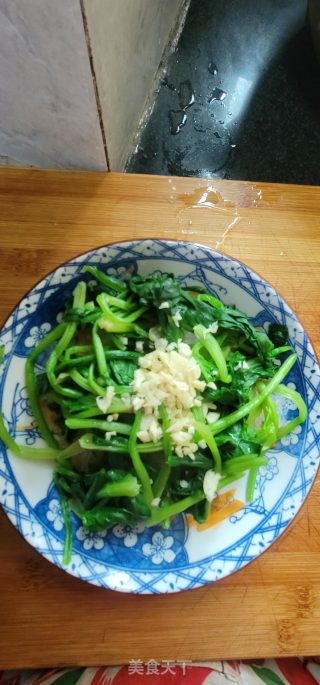 菠菜拌粉絲的做法步驟,夏季你不能錯過的美食!_美食美味頻道_東方養生