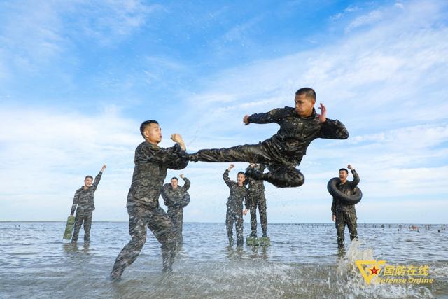 武警海训图片