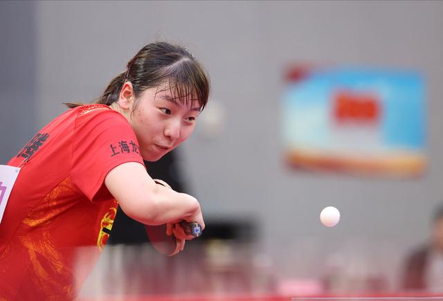 國乒女單首位選手被淘汰，2：3出局，劉國梁破格提拔她