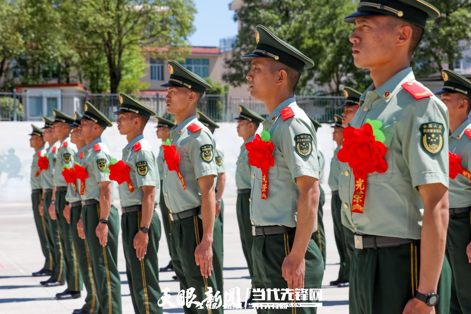 退伍卸衔照片图片