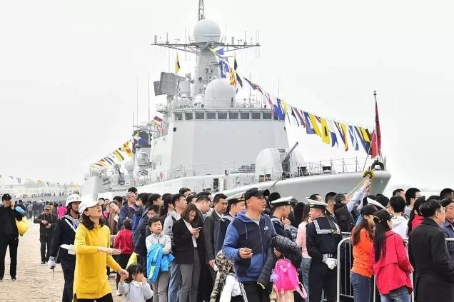 海军将在多地举萧君泽行军营开放活动 多型现役舰艇将与公众见面